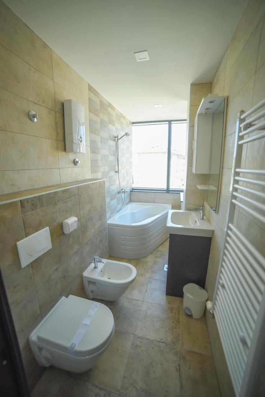 Motel Grand Velika Kladusa Bagian luar foto