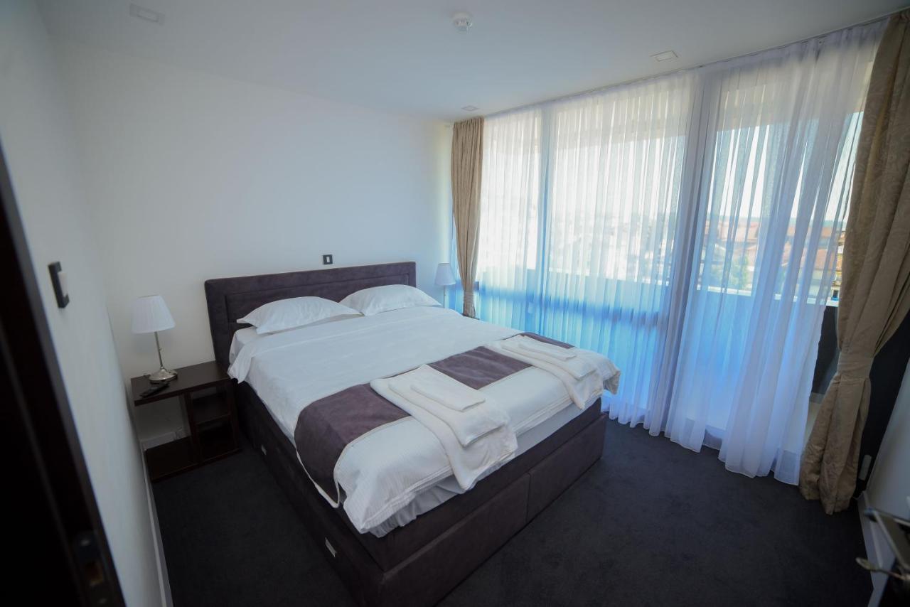Motel Grand Velika Kladusa Bagian luar foto